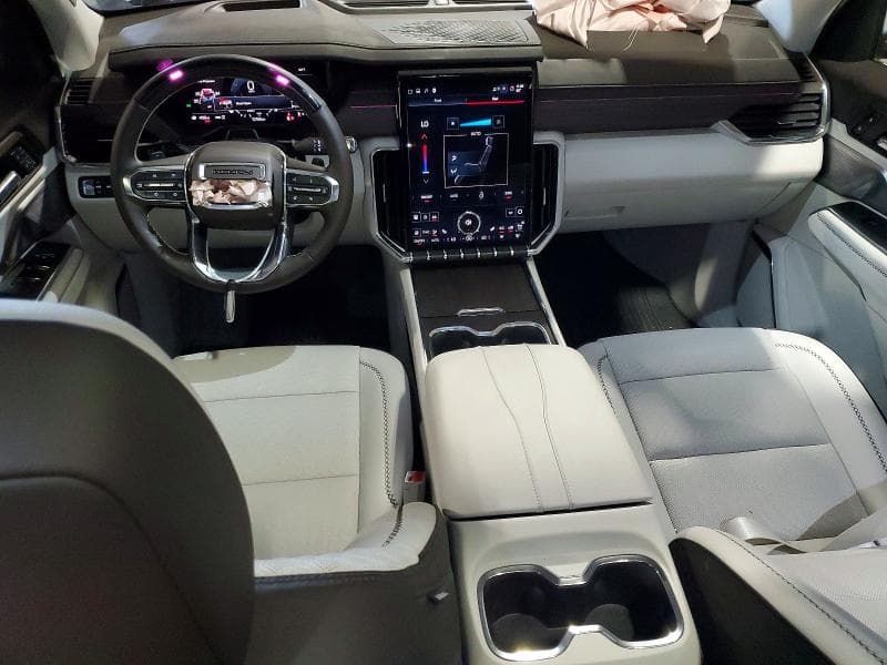 2025 GMC ACADIA DENALI 8