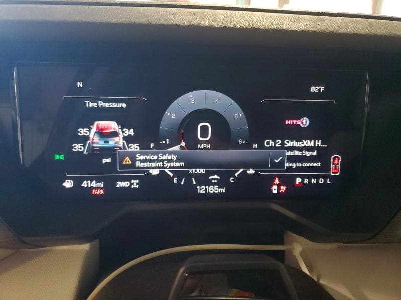 2025 GMC ACADIA DENALI 9