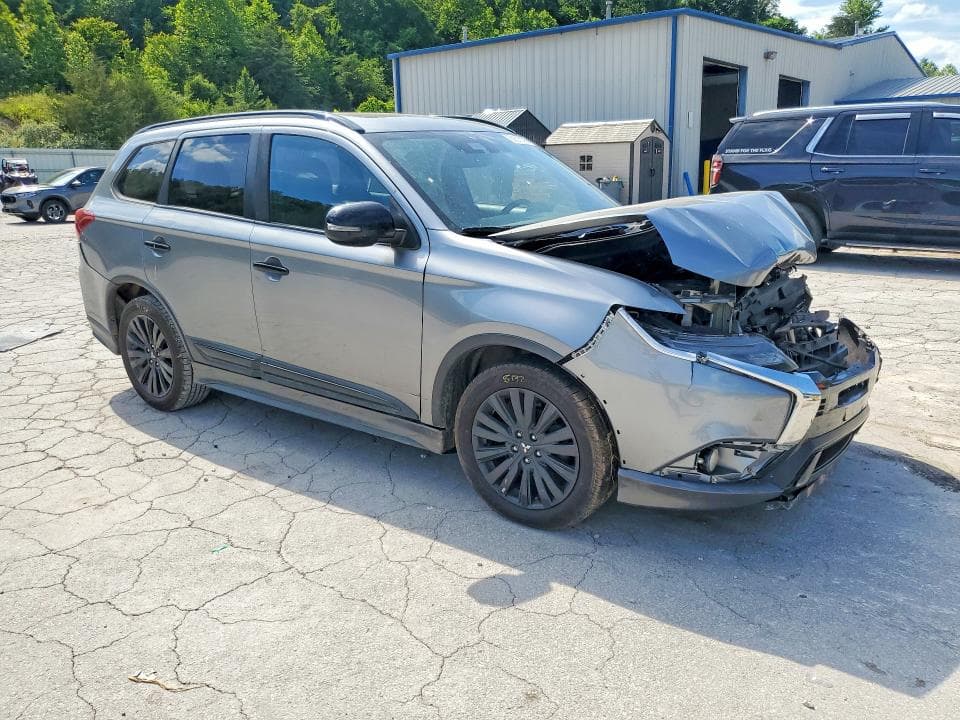 2020 MITSUBISHI OUTLANDER SE 4