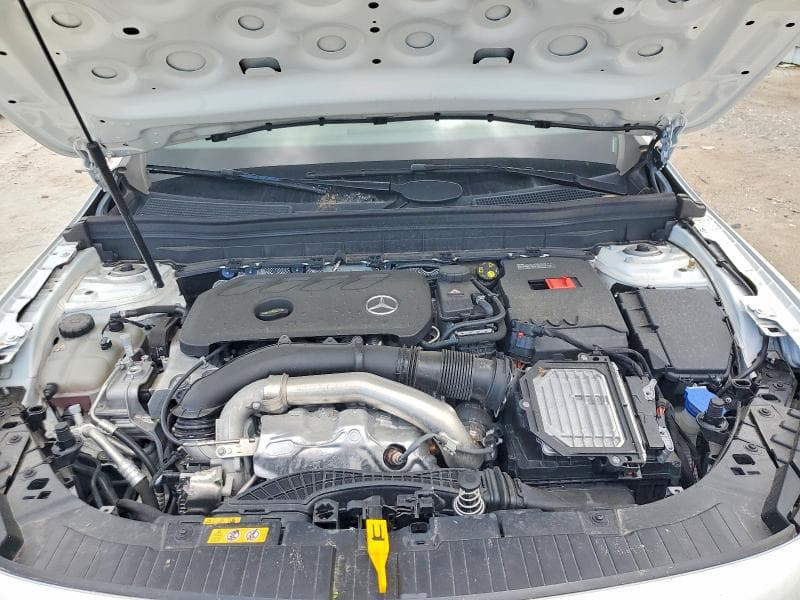 2025 MERCEDES-BENZ GLB 250 250 12