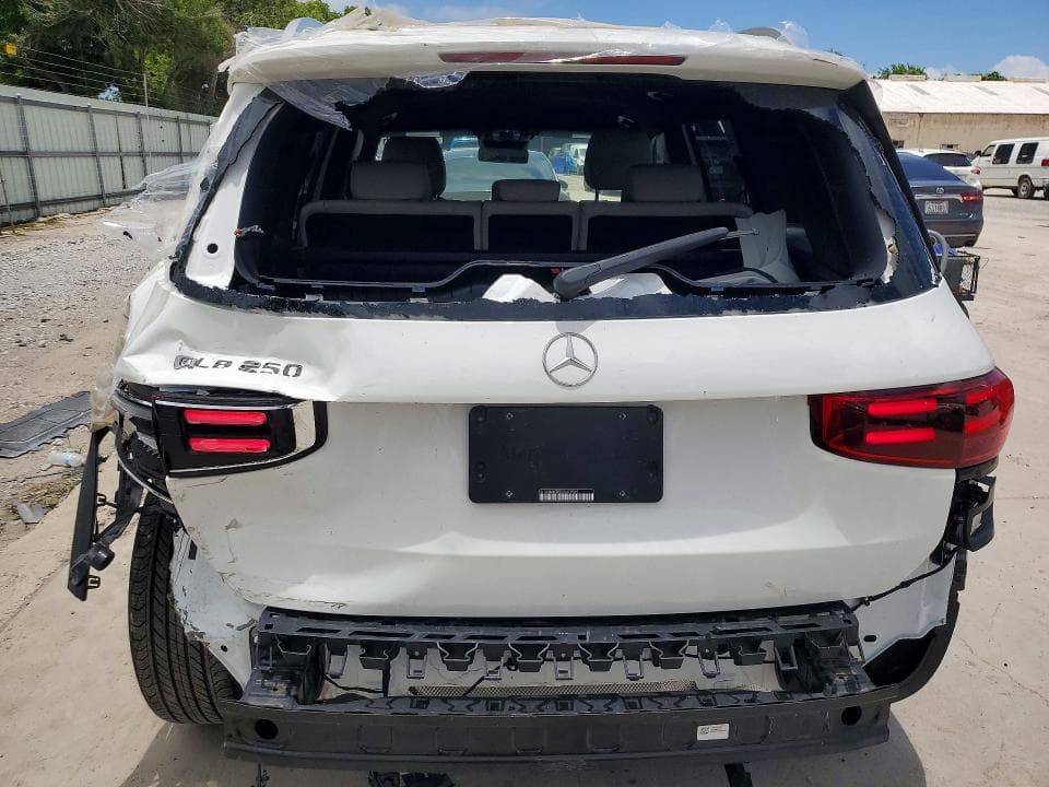 2025 MERCEDES-BENZ GLB 250 250 6