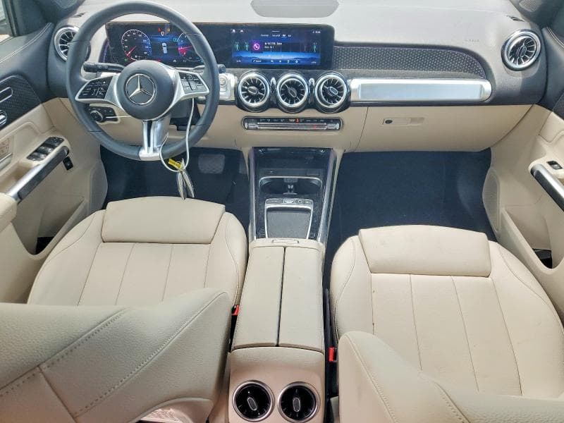 2025 MERCEDES-BENZ GLB 250 250 8