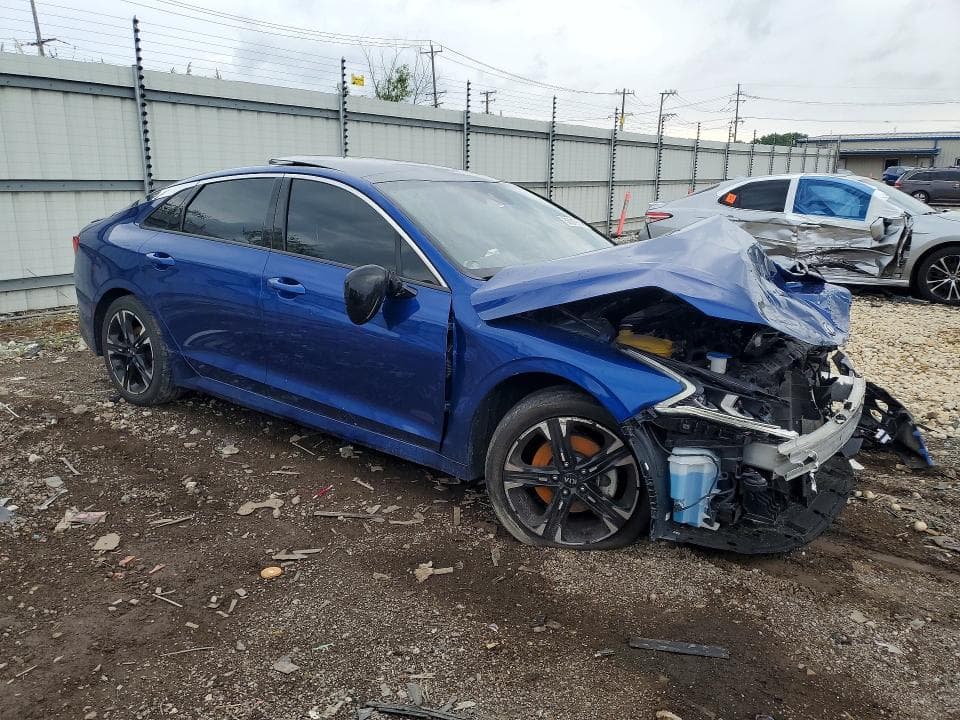 2021 KIA K5 4