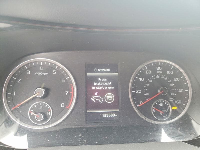 2021 KIA K5 9