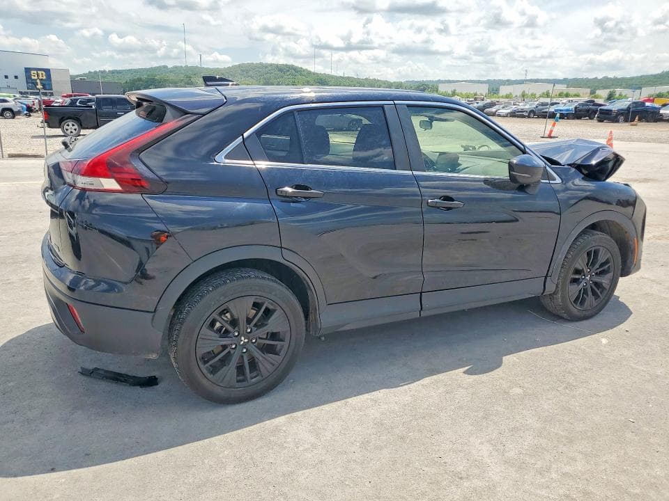 2022 MITSUBISHI ECLIPSE CROSS LE 3