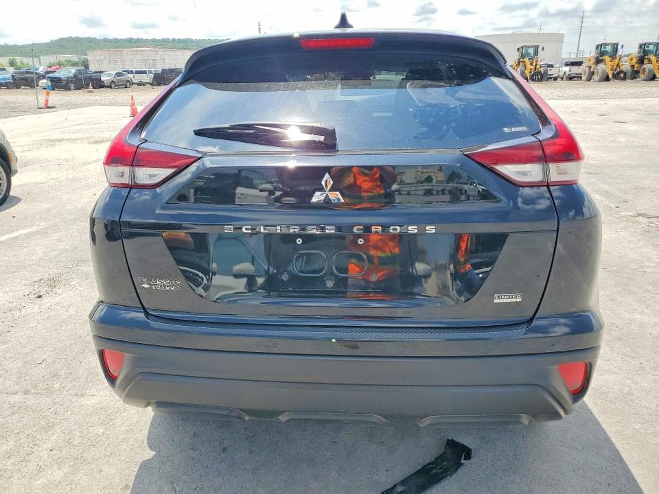 2022 MITSUBISHI ECLIPSE CROSS LE 6
