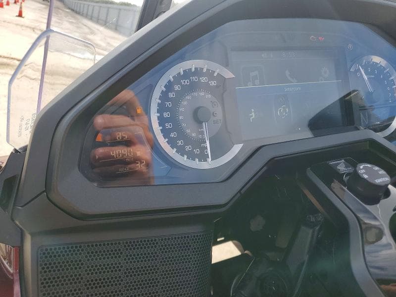 2025 HONDA GL1800 D 7