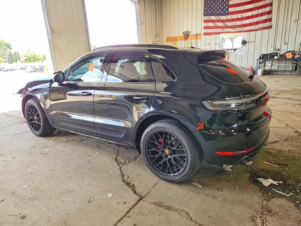 2021 PORSCHE MACAN GTS 2