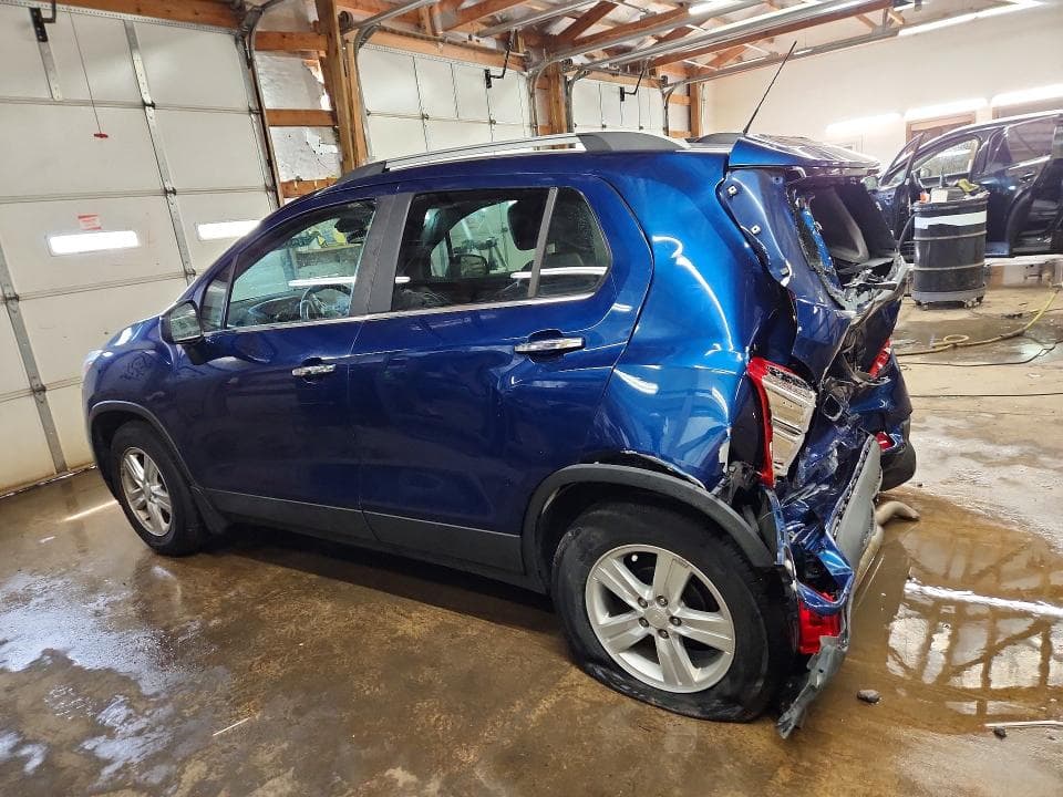 2020 CHEVROLET TRAX 1LT 2
