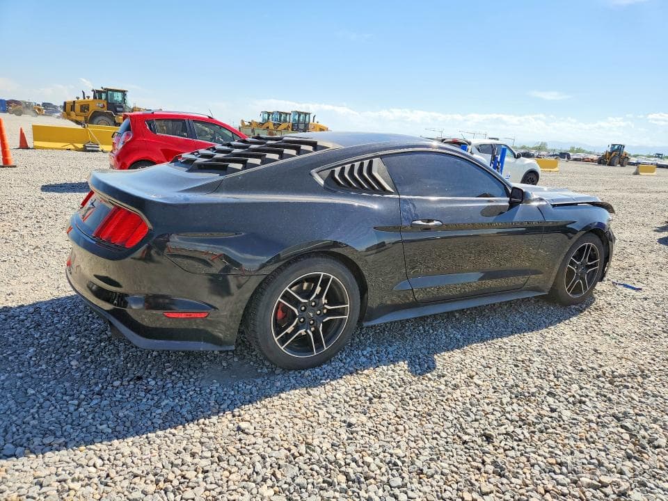 2017 FORD MUSTANG 3