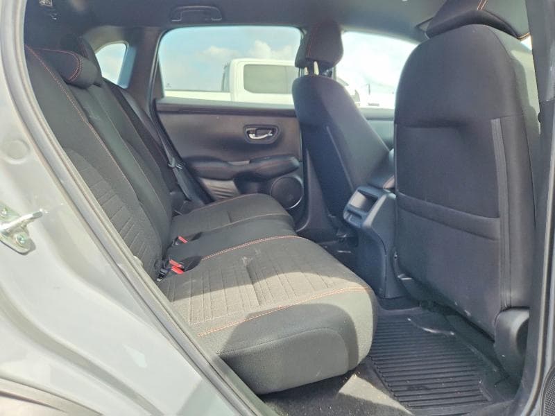 2025 HONDA HR-V SPORT 10