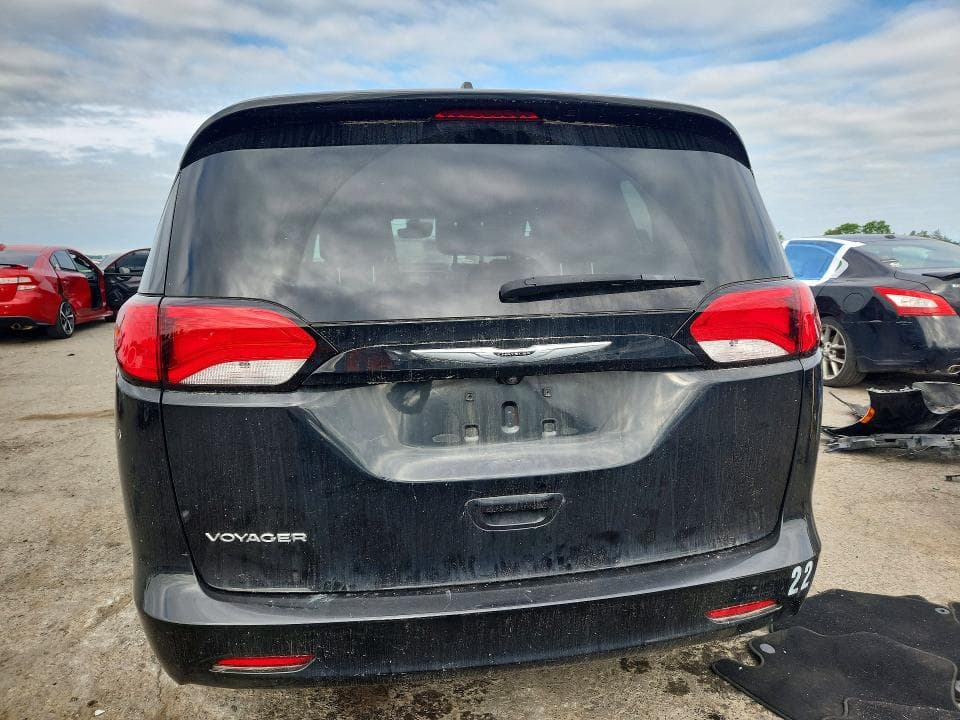 2024 CHRYSLER VOYAGER LX 6