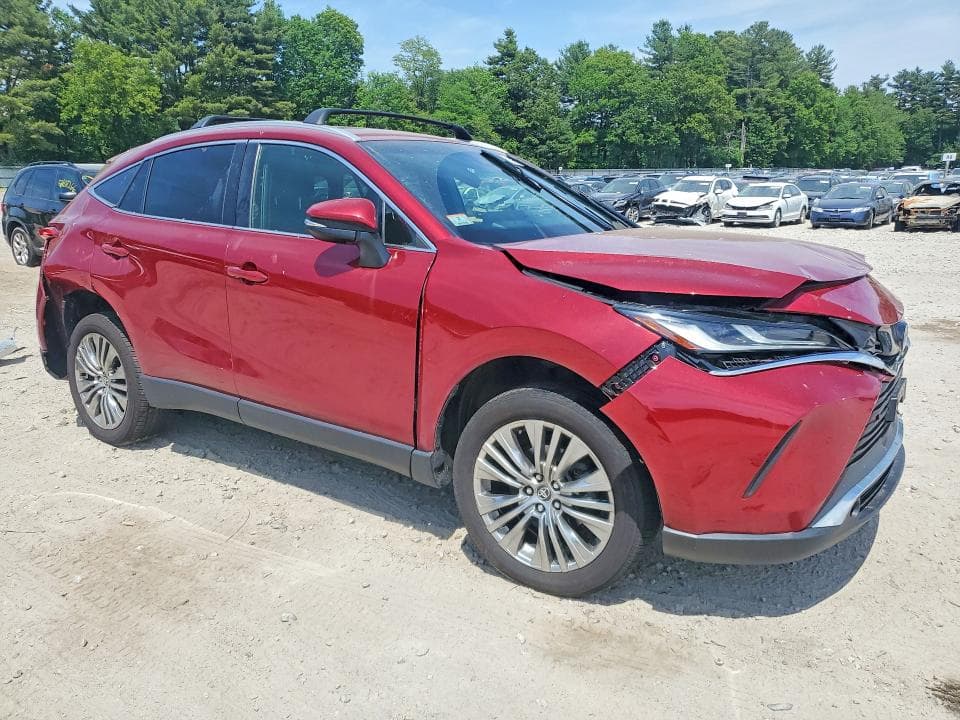 2022 TOYOTA VENZA XLE 4