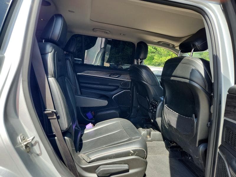 2021 JEEP GRAND CHEROKEE L LIMITED 11