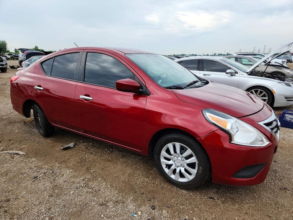2017 NISSAN VERSA 1.6 SV 4