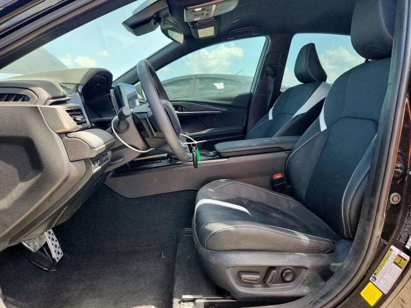 2026 TOYOTA CAMRY SE 7