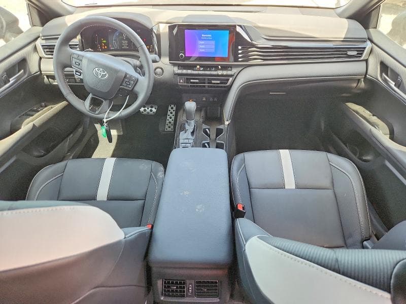2026 TOYOTA CAMRY SE 8