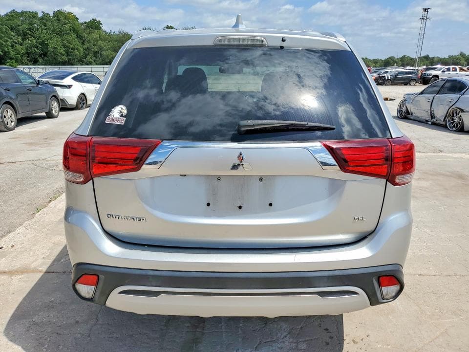 2020 MITSUBISHI OUTLANDER SE 6