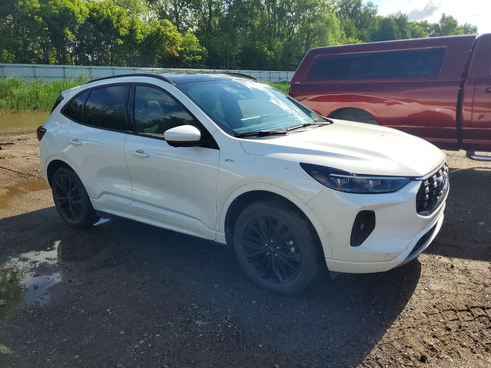2024 FORD ESCAPE ST LINE ELITE 4