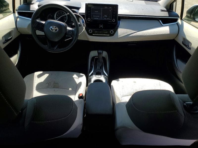 2022 TOYOTA COROLLA LE LE 8
