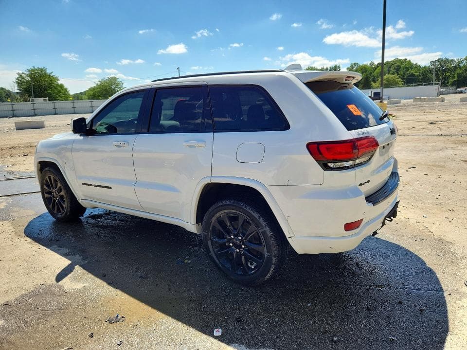2018 JEEP GRAND CHEROKEE LAREDO 2