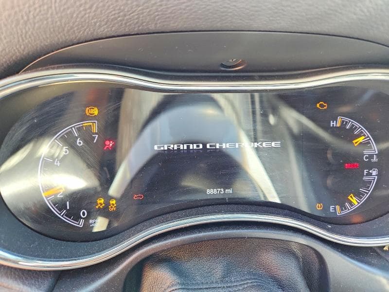 2018 JEEP GRAND CHEROKEE LAREDO 9