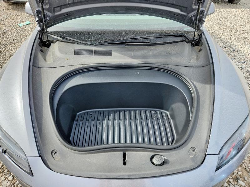 2025 TESLA MODEL 3 11