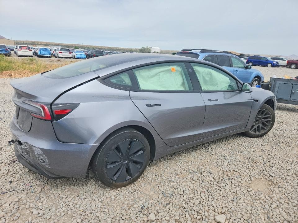 2025 TESLA MODEL 3 3