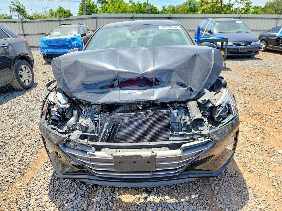 2020 HYUNDAI ELANTRA SEL 5