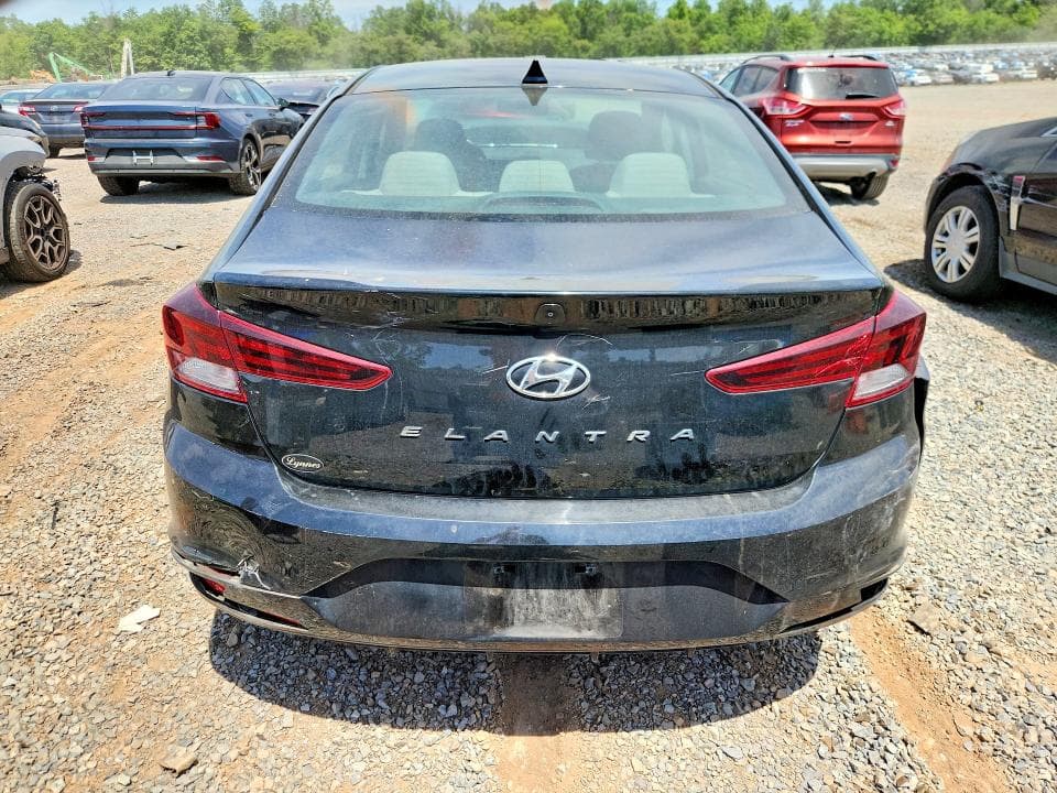 2020 HYUNDAI ELANTRA SEL 6