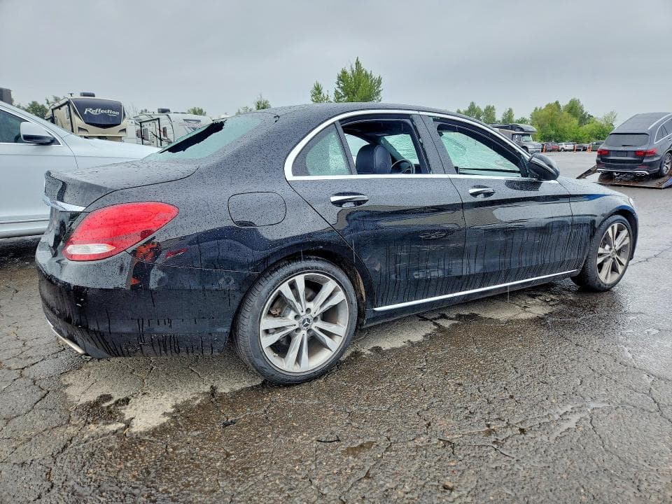 2018 MERCEDES-BENZ C 300 300 3
