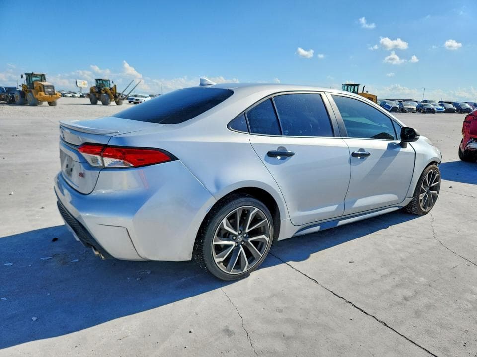 2022 TOYOTA COROLLA SE 3