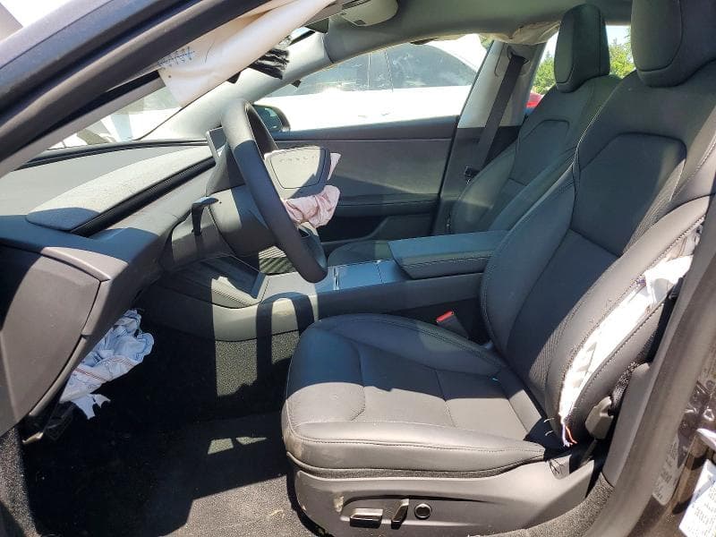 2026 TESLA MODEL 3 7