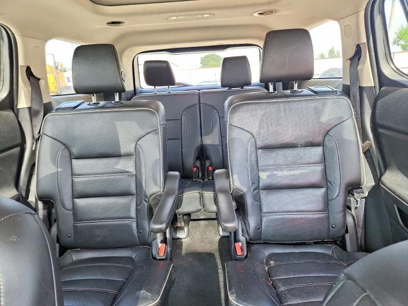 2017 GMC ACADIA DENALI 10