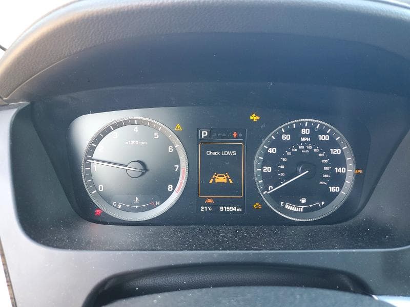 2017 HYUNDAI SONATA LIMITED 9