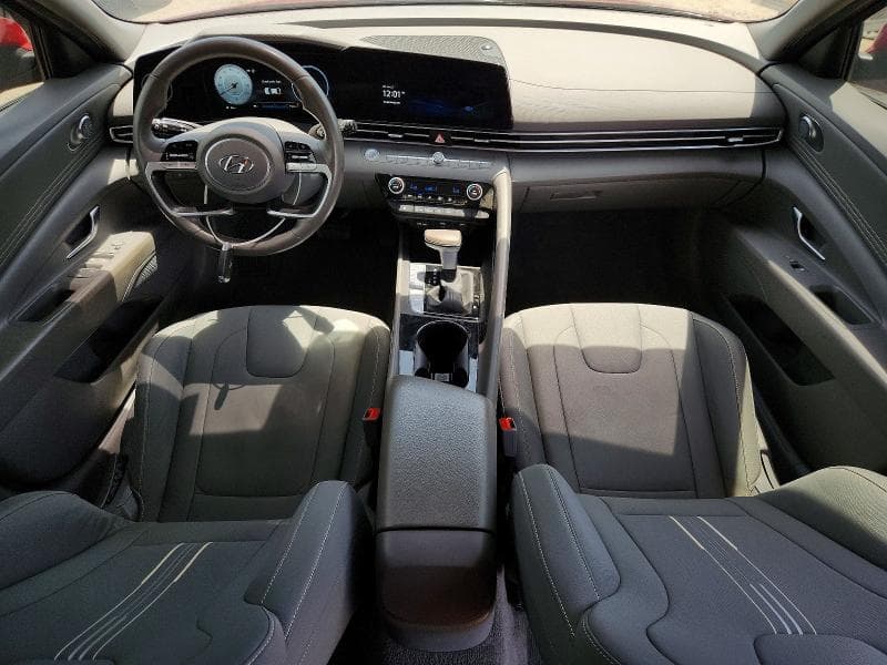2023 HYUNDAI ELANTRA SEL 8