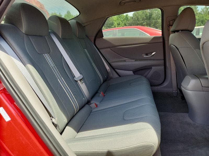 2023 HYUNDAI ELANTRA SEL 10