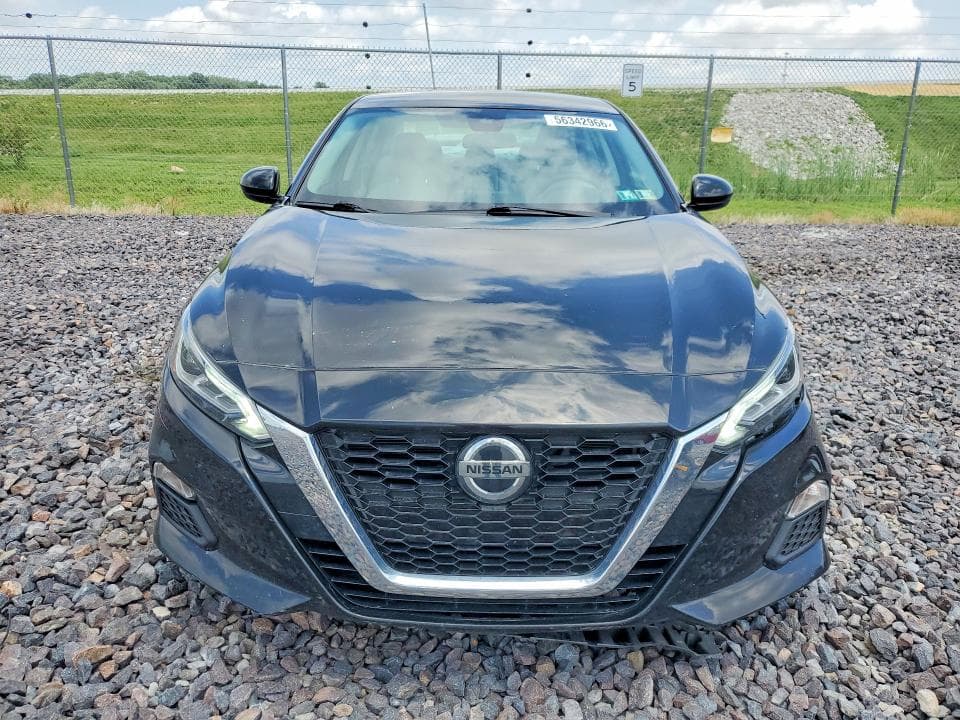 2021 NISSAN ALTIMA SV SV 5