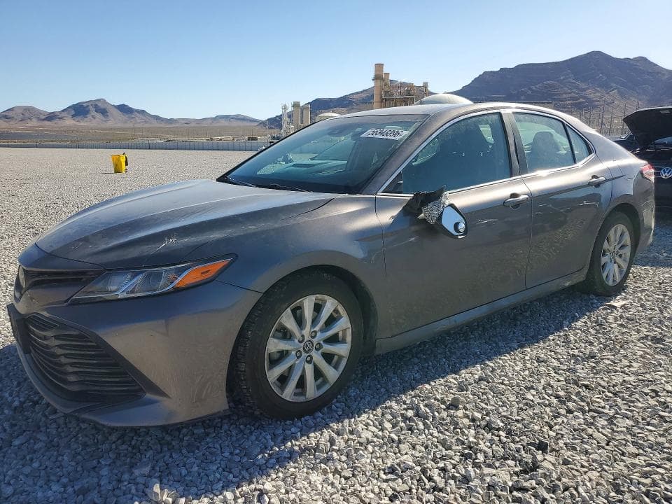 2018 TOYOTA CAMRY LE - 1