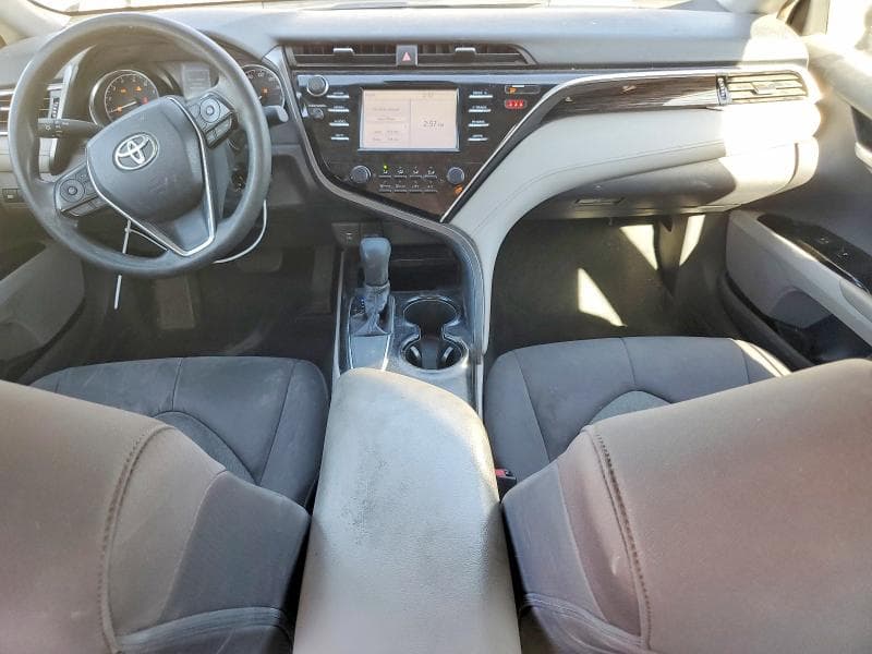 2018 TOYOTA CAMRY LE 8