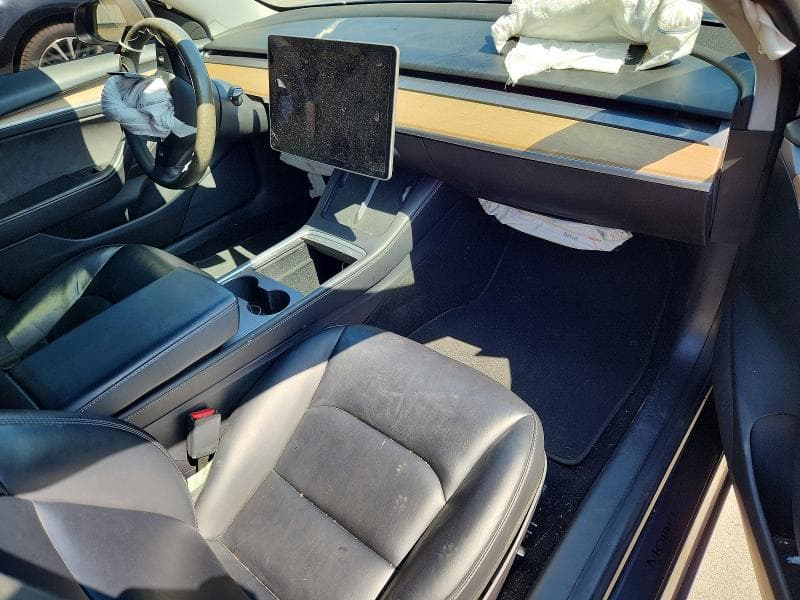 2021 TESLA MODEL 3 8