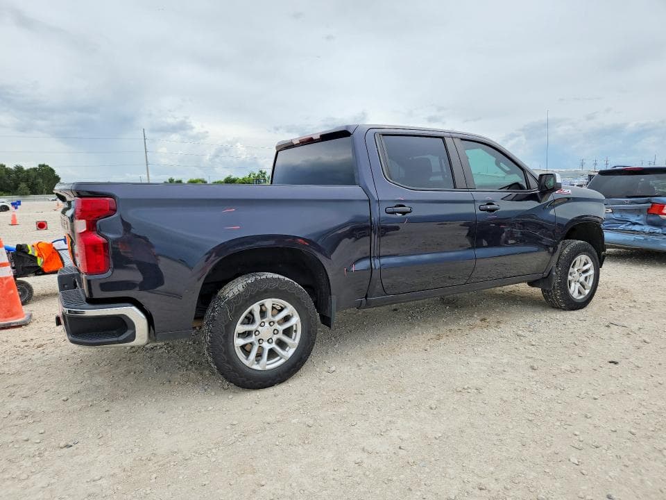 2023 CHEVROLET SILVERADO K1500 LT 3