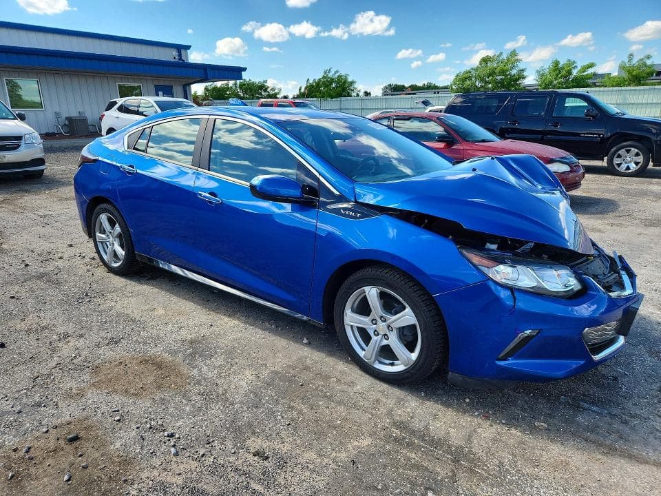 2017 CHEVROLET VOLT LT 4