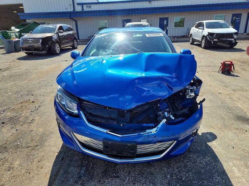 2017 CHEVROLET VOLT LT 5