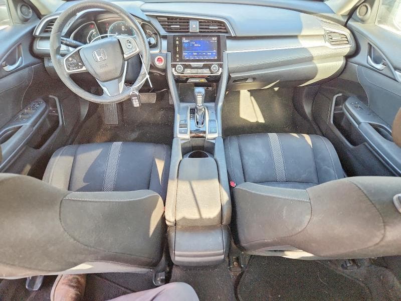 2018 HONDA CIVIC EX 8