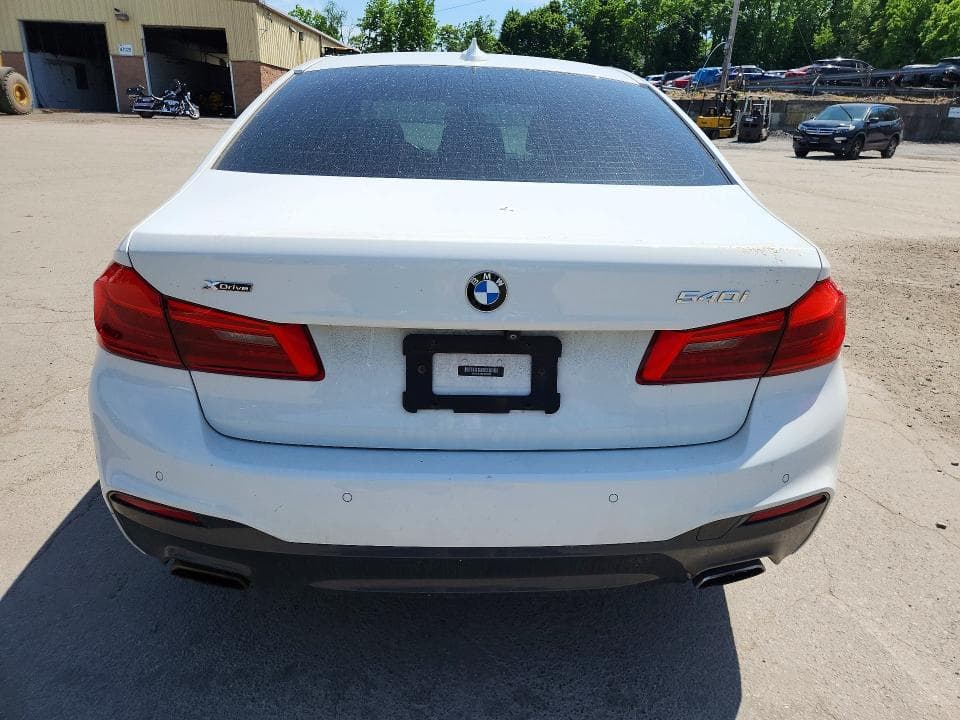 2020 BMW 540 XI 6