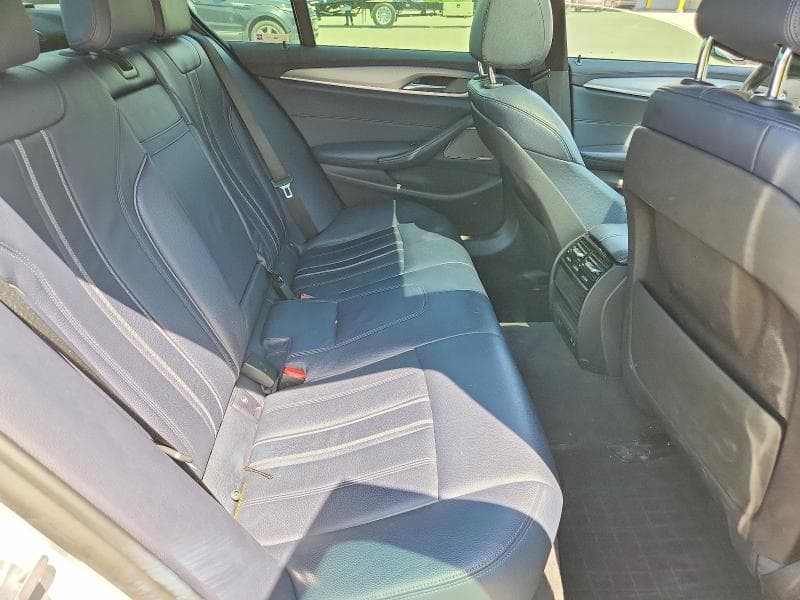 2020 BMW 540 XI 10