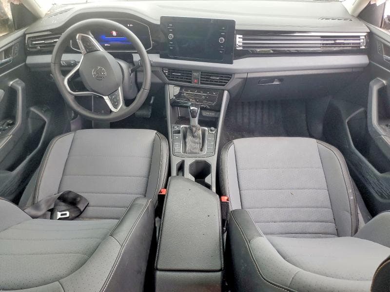 2025 VOLKSWAGEN JETTA SE SE 8
