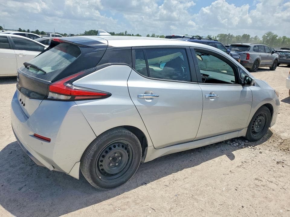 2025 NISSAN LEAF S 3