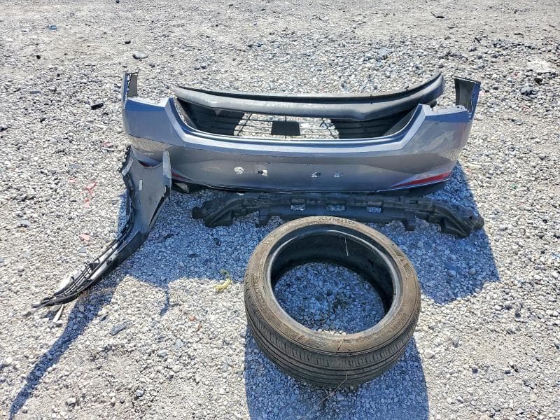 2024 HYUNDAI ELANTRA SEL SEL 12